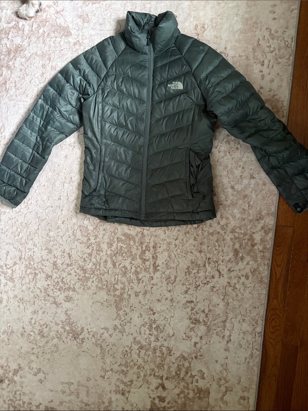 The North Face Women's Forest Green Lightweight Insulated Puffer